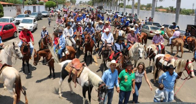 1º Encontro de Comitivas celebram 66 anos do aniversário de Três Ranchos