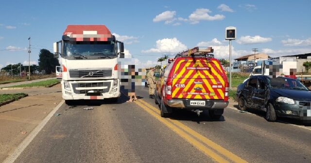 Duas mulheres e uma criança ficam feridas em acidente no trevo da BR 050, no bairro Pontal Norte em Catalão