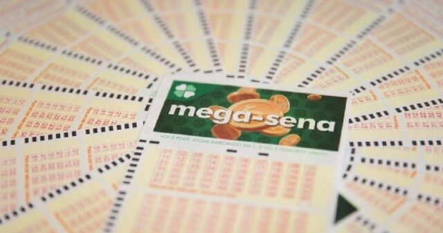 Mega-Sena acumula e pode pagar R$ 90 milhões na quarta-feira