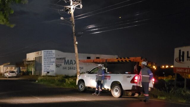 Moradores e comerciantes dos bairros Ipanema e Aeroporto ficam sem energia elétrica nesta terça-feira