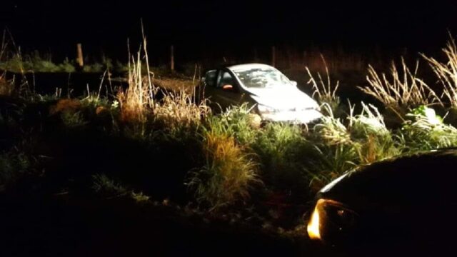 Carro na contramão causa acidente e deixa uma pessoa ferida em Caldas Novas