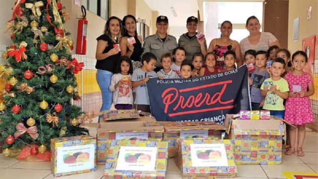 Crianças da rede municipal de ensino de Ouvidor realizam doação para o Hospital de Amor de Barretos