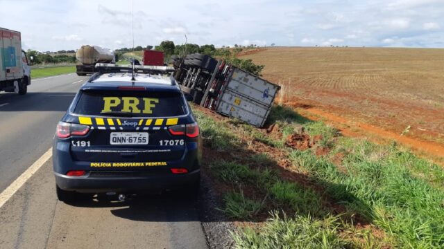 Tombamentos de Autocarga é registrado pela PRF na BR 050 em Catalão