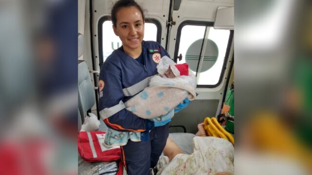 Médica do SAMU orienta e finaliza trabalho de parto