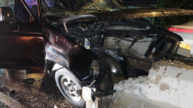 Idoso morre depois de bater carro em mureta de desvio na BR-365 em Uberlândia
