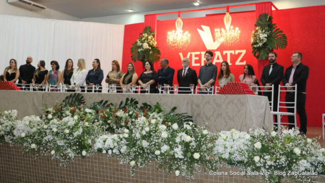 Colégio Veratz realiza solenidade de formatura do 9º e 3º ano na cidade de Catalão