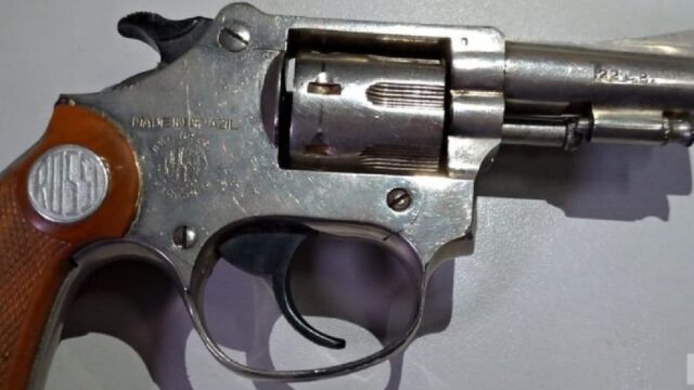 Polícia Civil de Catalão cumpre mandado de busca na zona rural de Ipameri e apreende arma de fogo.
