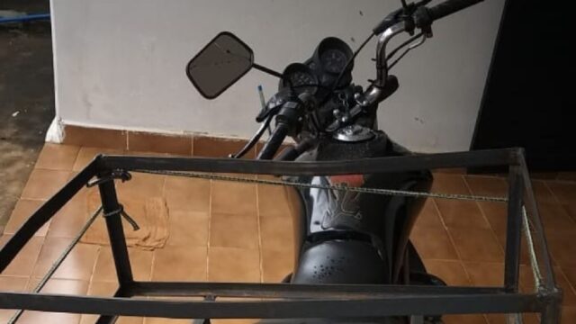 Polícia Civil apreende moto com placa clonada e prende receptador em flagrante, em Goiandira