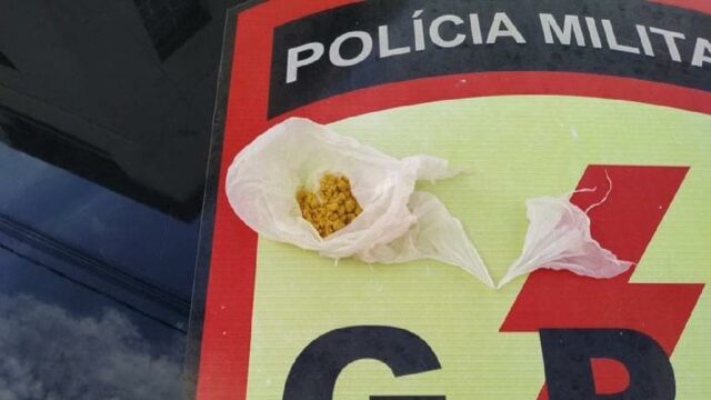 Suspeito de tráfico de drogas é preso no bairro Primavera