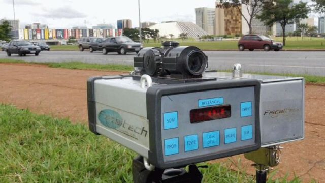 Rodovias federais voltam a ter radar móvel; PRF testa item com maior alcance