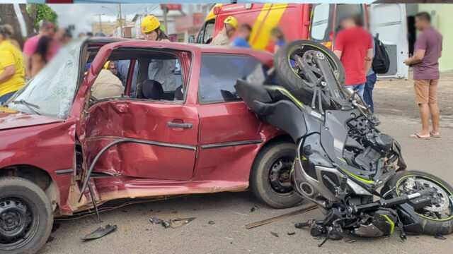 Grave acidente em avenida de Catalão deixa três feridos
