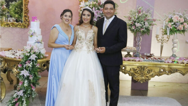 Confira como foi a festa de 15 anos de Jordana Sucena da Costa, filha do casal Célio e Tatiane