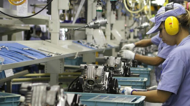 Governo de Goiás amplia restrição e inclui 75% das indústrias