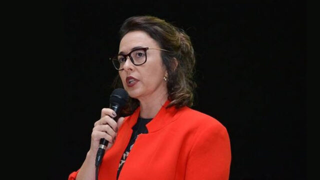 Reitora da Federal de Catalão participa de debate sobre emancipação do campus em Minas Gerais