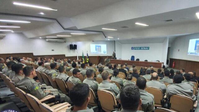 18º BPM realiza formatura geral para todo efetivo