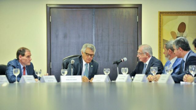 Descaso da Enel leva governo a buscar substituta para a empresa