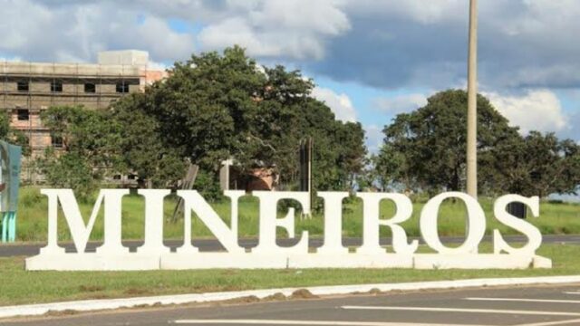 Aberto concurso público para 1,5 mil vagas na Prefeitura de Mineiros