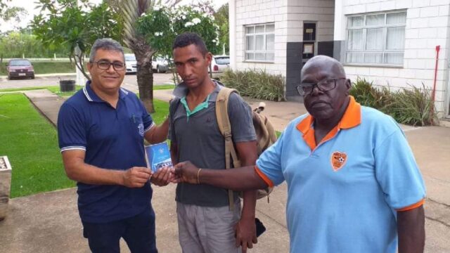 Diretoria do Sindicato Metabase realiza entrega de acordo coletivo 2019/2020 nas misturadoras