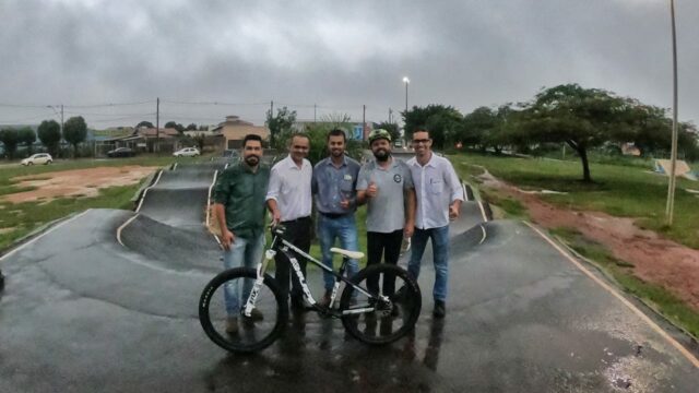 ACACI apresenta projeto para construção da pista de pump track ao Vereador Helson Barbosa "Caçula", em Catalão