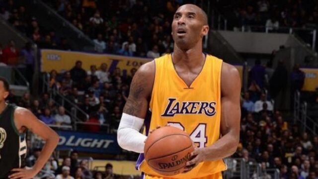Kobe Bryant morre em queda de helicóptero