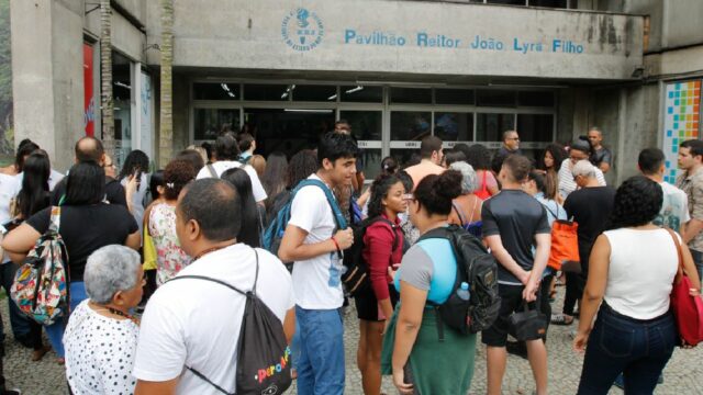 MEC suspende início das inscrições para o Prouni