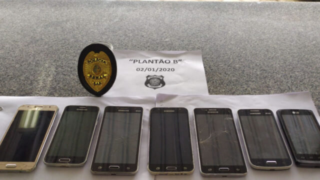 Servidores interceptam arremessos de celulares na Unidade Prisional de Catalão