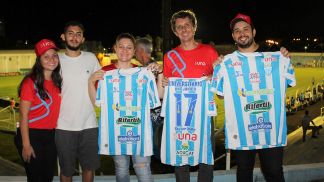 CRAC e Goianésia - Animada, torcida marca presença no estádio Genervino da Fonseca em Catalão