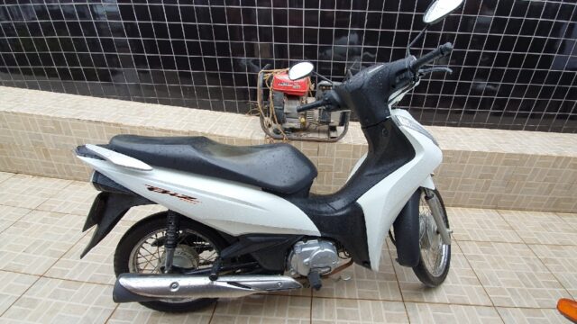 PM recupera moto roubada e prende três suspeitos, em Catalão