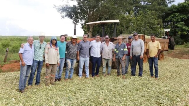 Prefeitura de Ouvidor inicia a produção de silo na zona rural