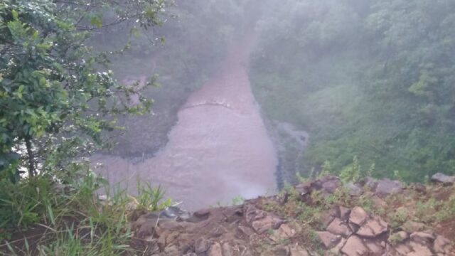 Catalana é resgatada após se ferir em cachoeira em Minas Gerais