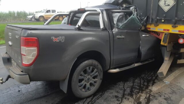 Médico morre em colisão traseira na BR-153, em Goiatuba
