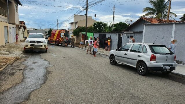 Motociclista fica ferido depois de bater em traseira de carro, em Catalão