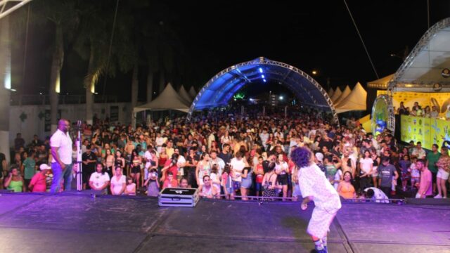 Foliões iniciam comemorações de carnaval nesse sábado (22) no 3Ranchos Fest Folia 2020