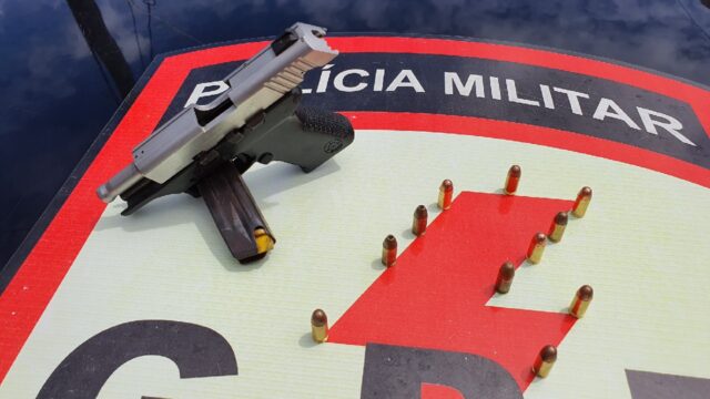 Dois suspeitos foram presos portando arma de fogo em Catalão