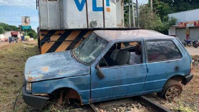 Simulado na ferrovia mobiliza moradores de Pires do Rio