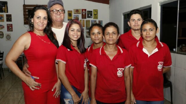 No circuito de bares e restaurantes: "Raízes Churrasquinho e Petiscos"