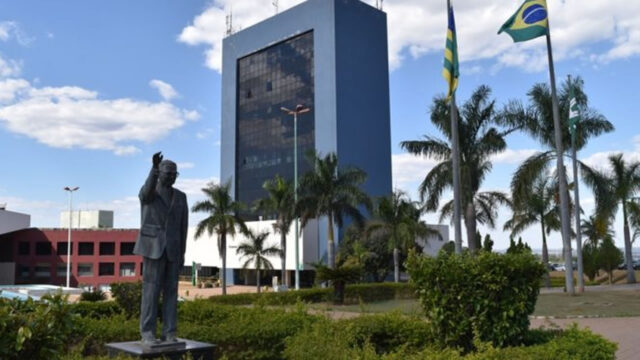 Prefeitura de Goiânia fará concurso público com quase 2 mil vagas