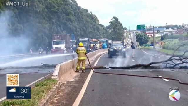 Após homem ser morto pela PM, moradores de ocupação em Uberlândia fecham rodovia