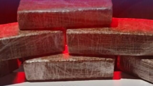Em Catalão, PM apreende grande quantidade de drogas e prende traficantes