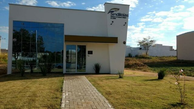 Sindilojas alerta comerciantes sobre COVID-19, em Catalão