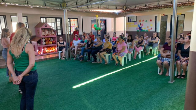Rede Municipal de Ensino de Ouvidor recebe instruções sobre os cuidados a serem adotados