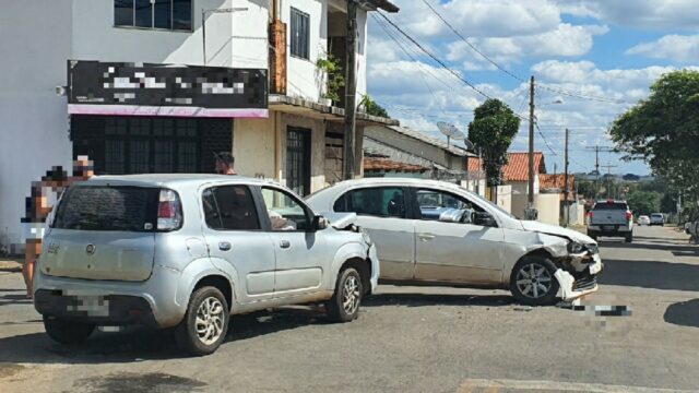 Acidente envolvendo dois veículos é registrado em Catalão