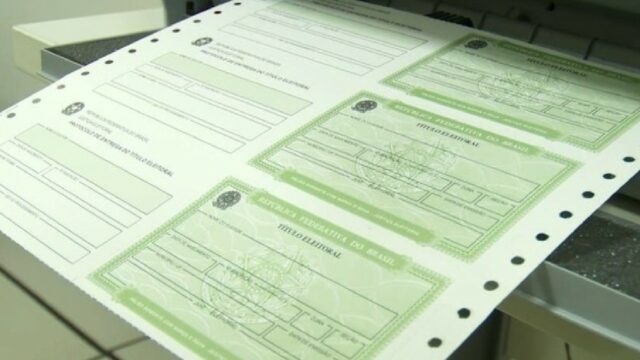 Veja como regularizar o título de eleitor ou pedir primeira via pela internet