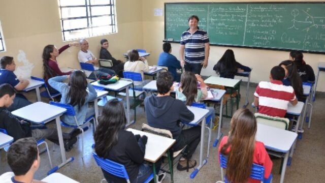 Governo de Goiás libera 3ª parcela do Auxílio Alimentação e amplia para 105 mil o número de alunos beneficiados