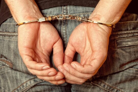Polícia Militar realiza prisão por furto e corrupção de menores