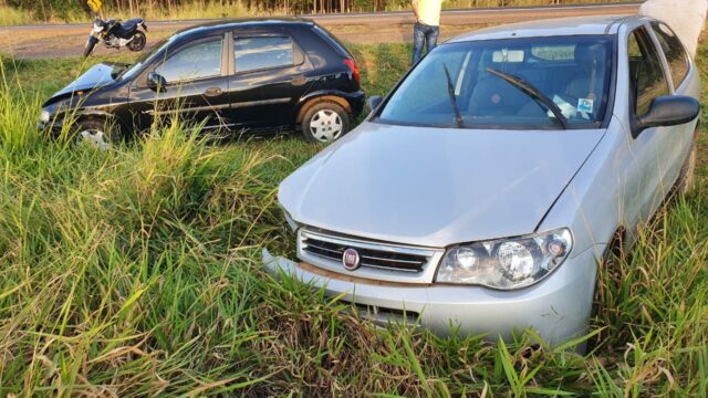 Colisão entre dois veículos deixa mulher ferida, na BR-050, em Catalão