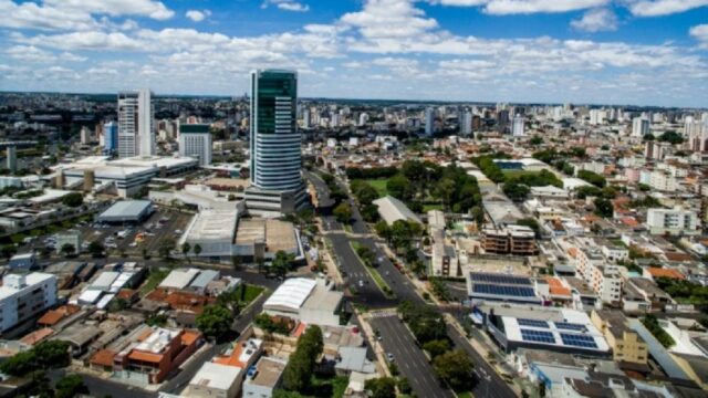 Prefeito prorroga suspensão de atividades por mais 30 dias em Uberlândia