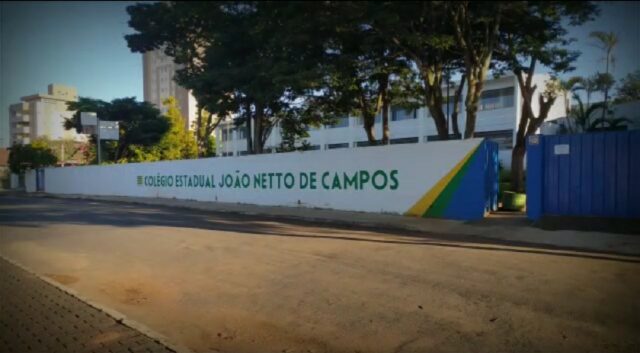 Colégio Estadual João Netto de Campos se reinventa pra comemorar 59 anos