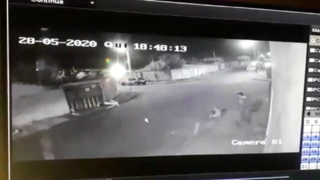Câmera flagra idoso sendo espancado em rua de Catalão