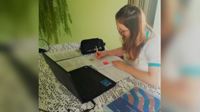Voluntários da CMOC ministram aulas online para alunos do Programa Formare